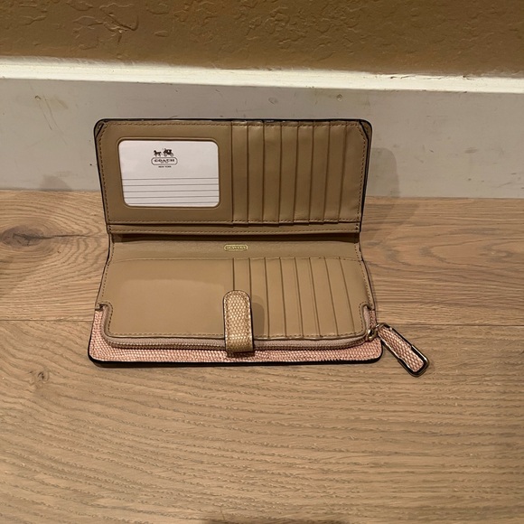 Coach Leather Wallet - Picture 8 of 12